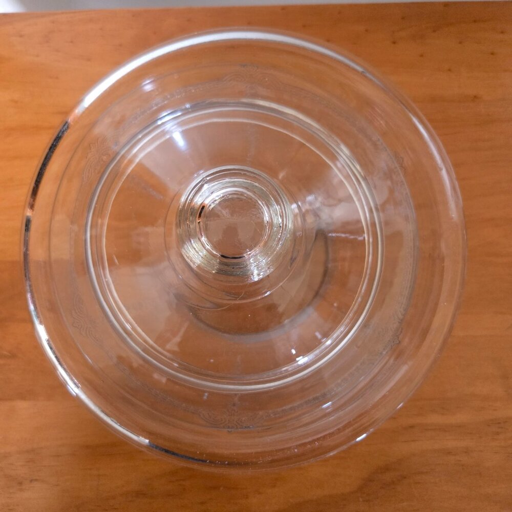 Vintage Medium Size Glass Bowl with Lid - Picture 6 of 9